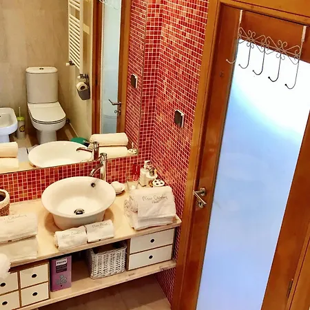 Modern Steps Away From The منزل للإقامة